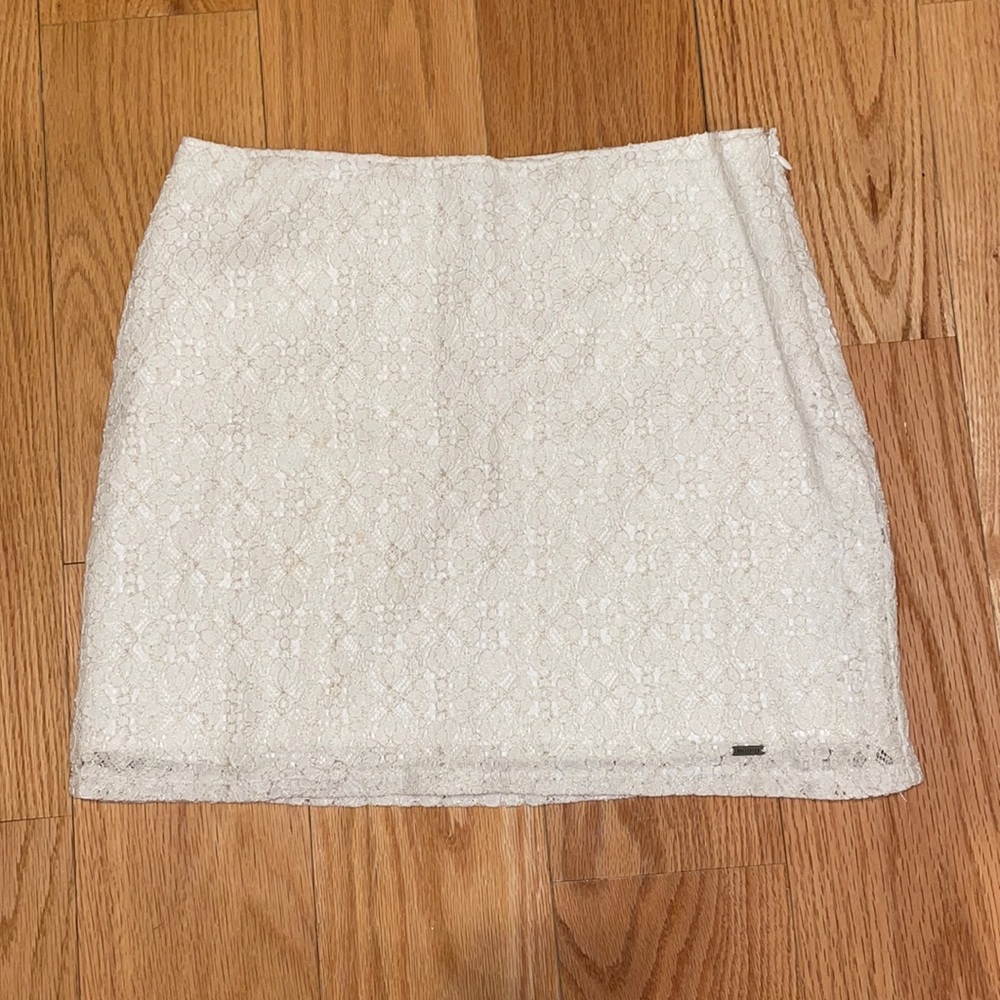 White Lace Skirt 💖Bundle it💖 with Gold Detail